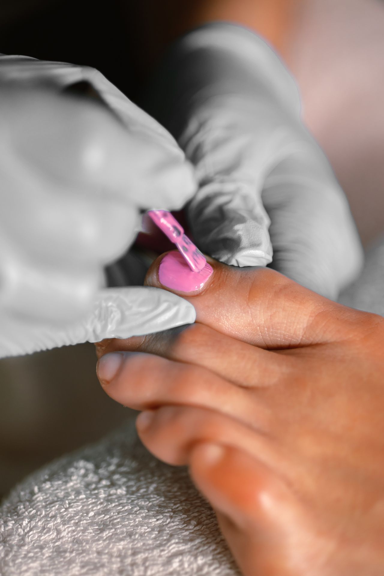 Ladies toes getting a pedicure